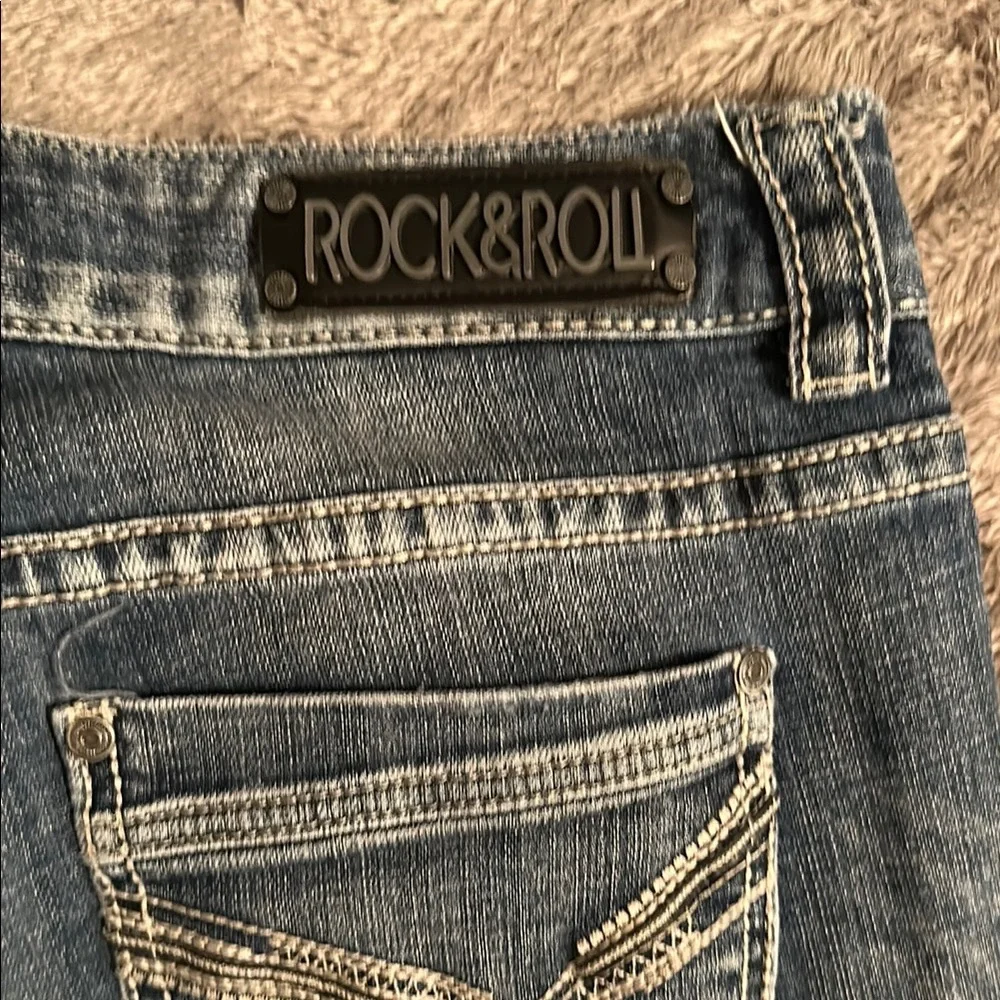 Rock & Roll Cowgirl Bootcut jeans. Mid rise. Size 31 x 34 - Picture 10 of 10